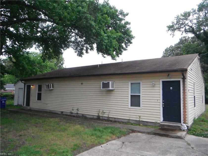 These side-by-side duplexes in Bayview are only 5 blocks to the - Beach Lot for sale in Norfolk, Virginia on Beachhouse.com