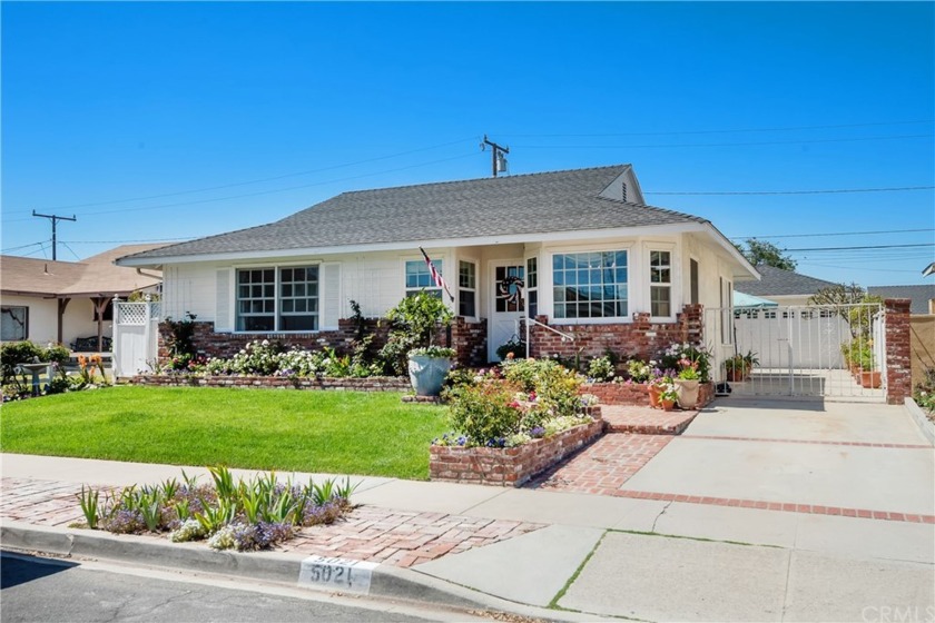 Welcome to 5021 Lillian, a beautiful and lovingly cared for - Beach Home for sale in Torrance, California on Beachhouse.com