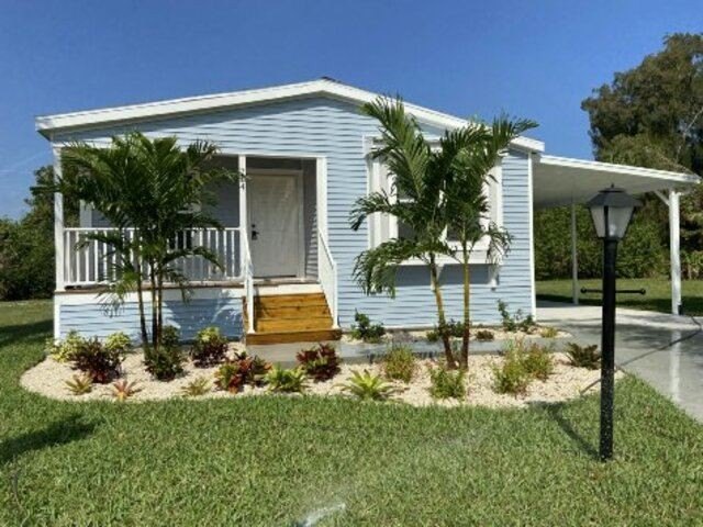 Home For Sale in Vero Beach - Beach Home for sale in Vero Beach, Florida on Beachhouse.com