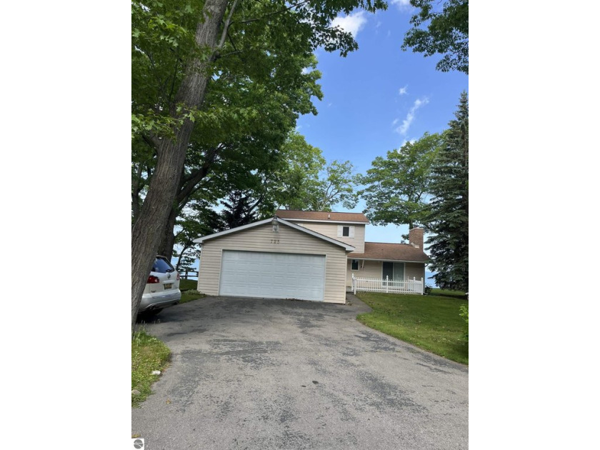 This 2 story has 3 bedroom, 1.75 bath. It has been well cared - Beach Home for sale in Au Gres, Michigan on Beachhouse.com