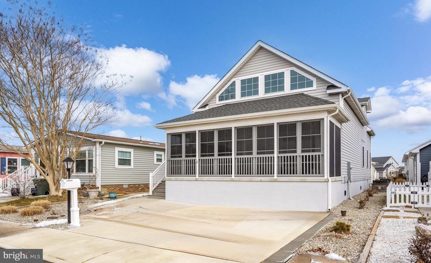 Almost new home 2 story built by Resort Homes with a spacious - Beach Home for sale in Ocean City, Maryland on Beachhouse.com