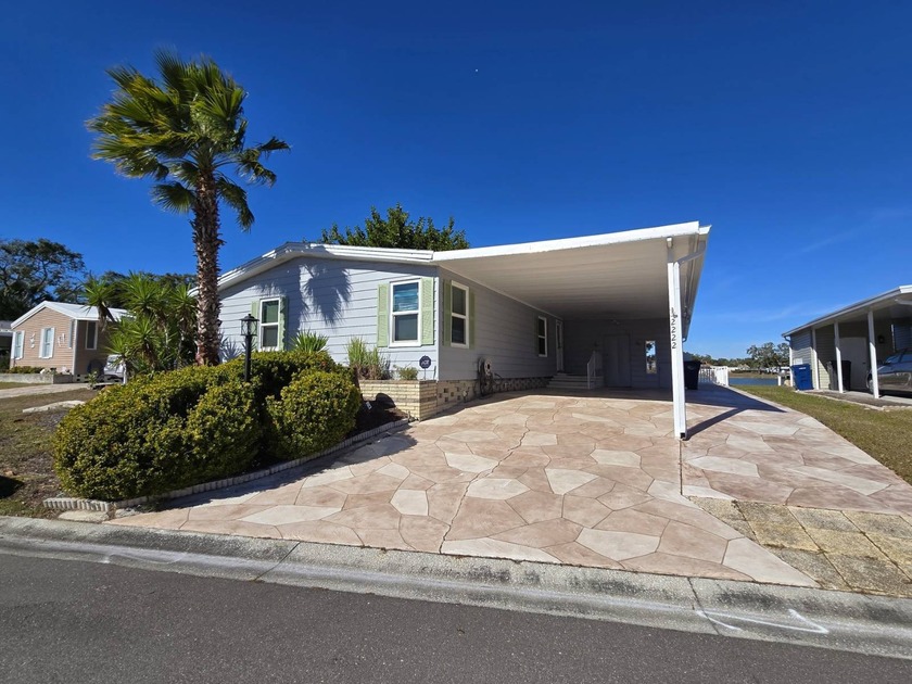 Offering over 1,500 square feet of bright, open living space - Beach Home for sale in Palmetto, Florida on Beachhouse.com