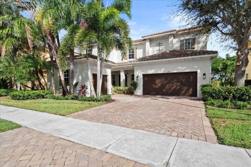 This estate style CBS home is now available in the desired - Beach Home for sale in Wellington, Florida on Beachhouse.com