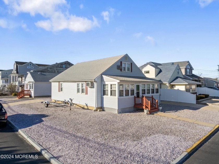 Coastal Dream Property - Two Homes, 1/2 block from the Bay! This - Beach Home for sale in Lavallette, New Jersey on Beachhouse.com