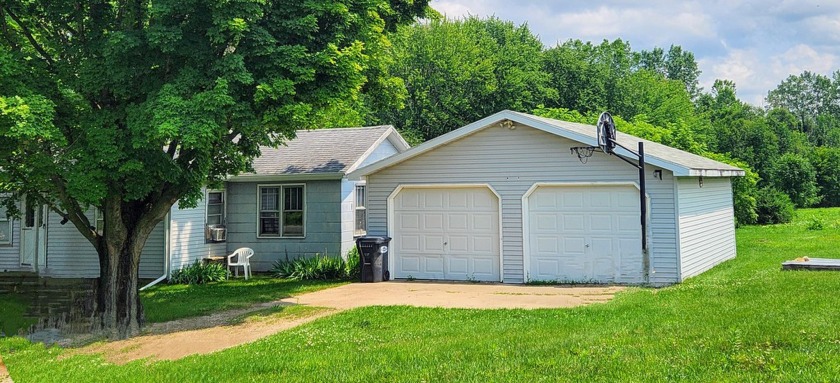 Discover the perfect blend of classic charm and modern - Beach Home for sale in Coloma, Michigan on Beachhouse.com