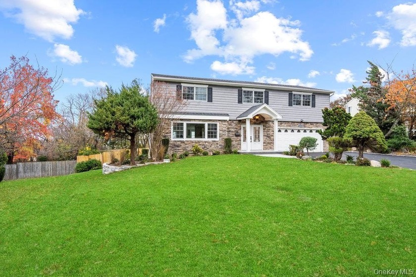 Welcome to 52 Woodland Road - Newly Renovated Luxury in Roslyn! - Beach Home for sale in Roslyn, New York on Beachhouse.com