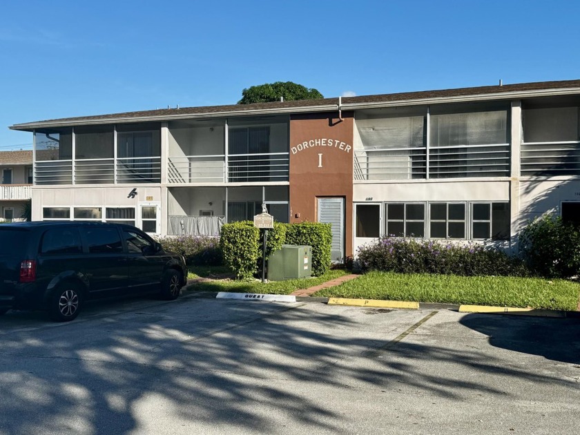 Welcome to this perfectly maintained 1-bedroom, 1-bathroom condo - Beach Condo for sale in West Palm Beach, Florida on Beachhouse.com