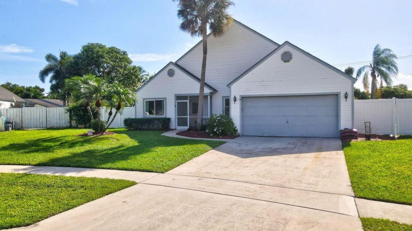 TO VIEW VIDEO, CLICK 2nd PHOTO THEN CENTER ARROW. Rare - Beach Home for sale in Boynton Beach, Florida on Beachhouse.com