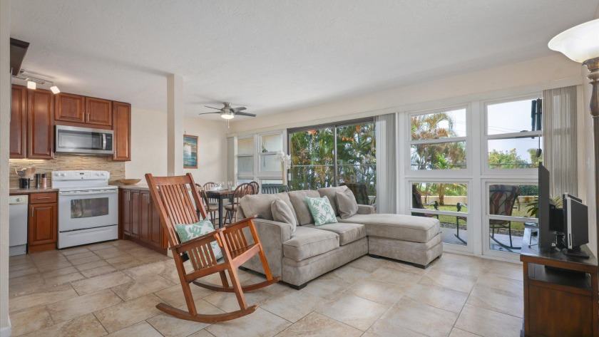 Hale Makani - Beach Vacation Rentals in Holulaloa, HI on Beachhouse.com