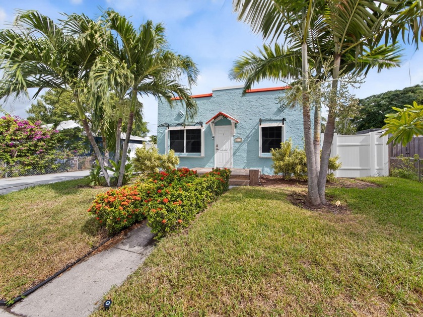 TWO HOMES FOR THE PRICE OF ONE -- LIVE SMART WITH BUILT-IN - Beach Home for sale in Lake Worth Beach, Florida on Beachhouse.com