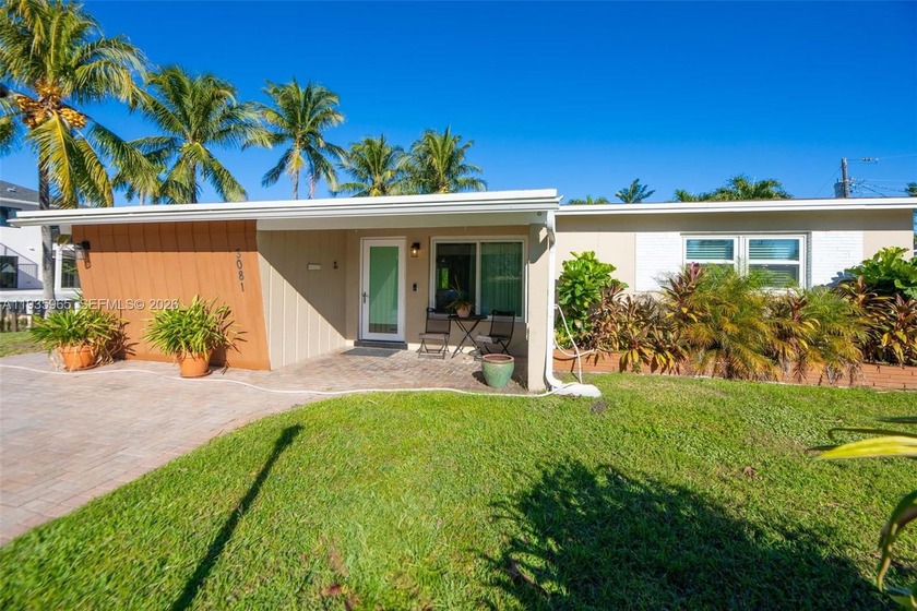 Experience the ultimate South Florida lifestyle in this - Beach Home for sale in Dania, Florida on Beachhouse.com