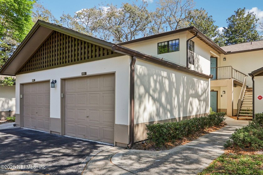 Welcome to Lakecrest #102! This unit offers an open concept - Beach Condo for sale in Jacksonville, Florida on Beachhouse.com