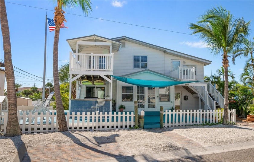 Treasure Island  Friendly Triplex.  Three units ready to start - Beach Townhome/Townhouse for sale in Treasure Island, Florida on Beachhouse.com