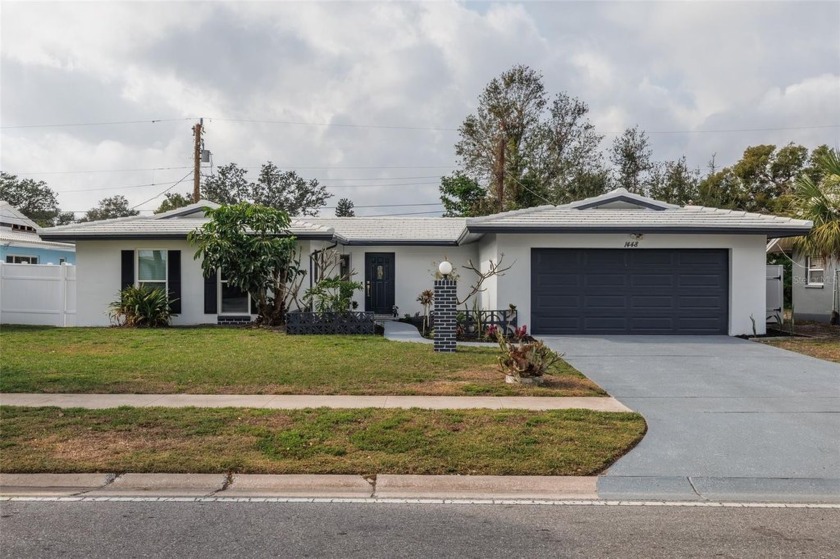 ABSOLUTELY GORGEOUS, METICULOUSLY AND TASTEFULLY RENOVATED, 3 - Beach Home for sale in Clearwater, Florida on Beachhouse.com