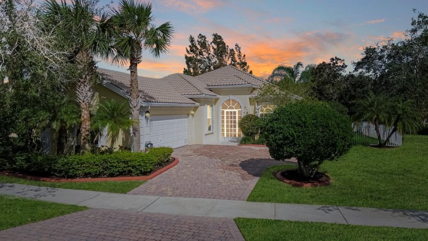 3/2.5/2 Home in the Lakes at Tradition!This beauty boasts a - Beach Home for sale in Port Saint Lucie, Florida on Beachhouse.com