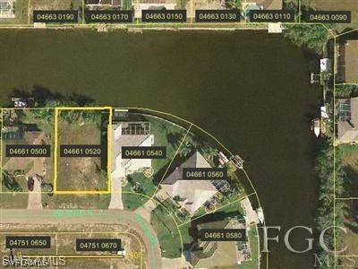 Unit 70 prime location basin and intersecting canals with wide - Beach Lot for sale in Cape Coral, Florida on Beachhouse.com