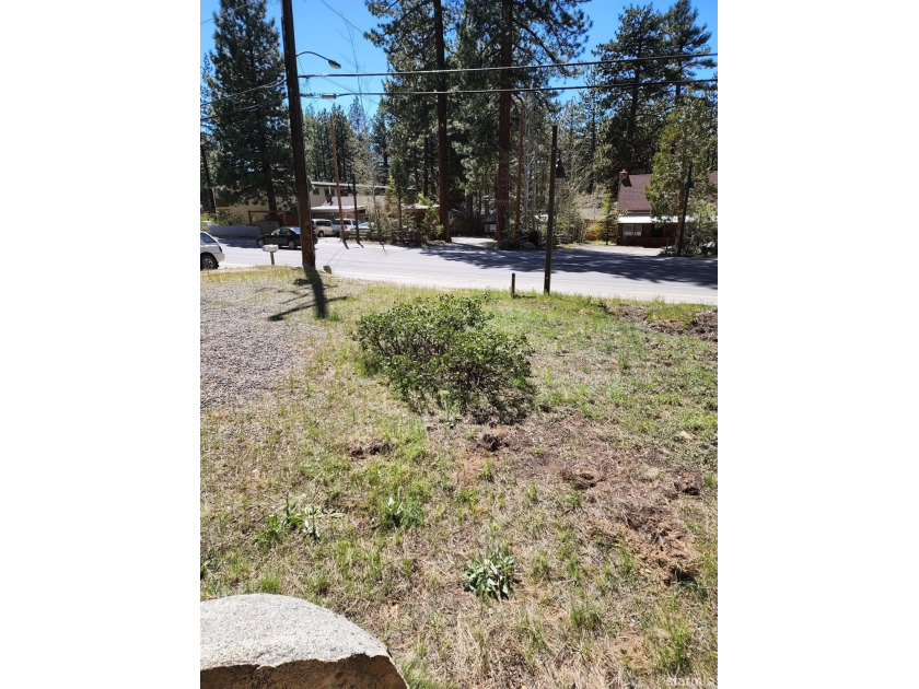 Prime Location! Vacant lot ready for your dream home- This piece - Beach Lot for sale in South Lake Tahoe, California on Beachhouse.com