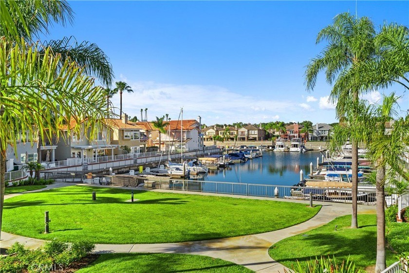 SPINNAKER BAY....one of Long Beach's finest resort-style - Beach Home for sale in Long Beach, California on Beachhouse.com