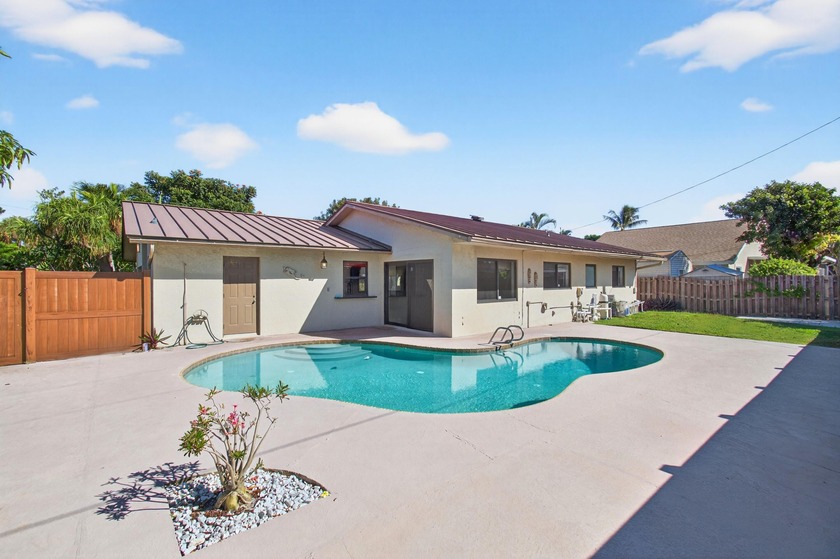 Enjoy the best of East Delray Beach with no HOA! Owner financing - Beach Home for sale in Delray Beach, Florida on Beachhouse.com