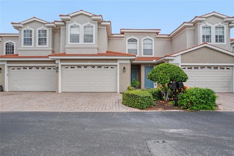 This is a comfortable and spacious Townhouse in the heart of - Beach Townhome/Townhouse for sale in Palm Harbor, Florida on Beachhouse.com