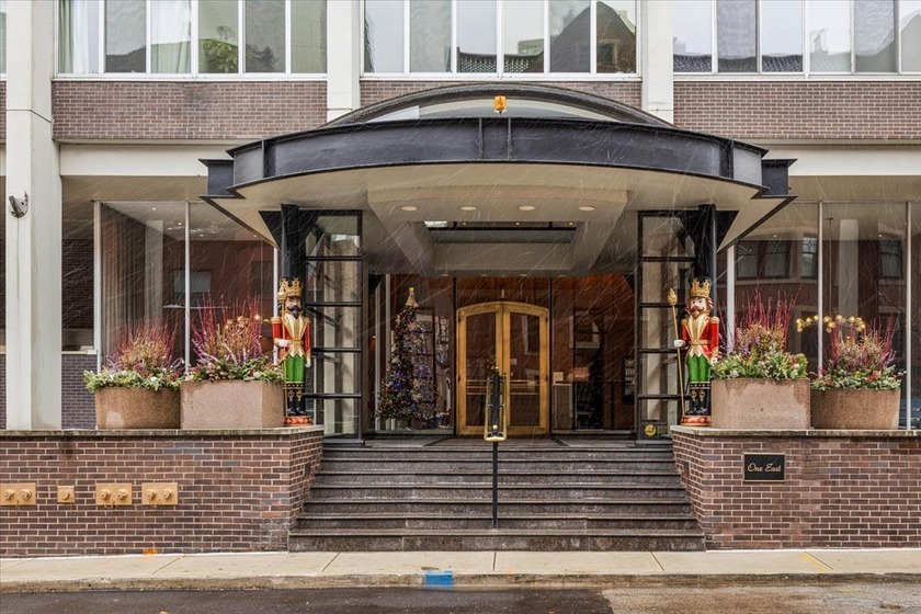 Offered for the first time in decades, this spacious residence - Beach Condo for sale in Chicago, Illinois on Beachhouse.com