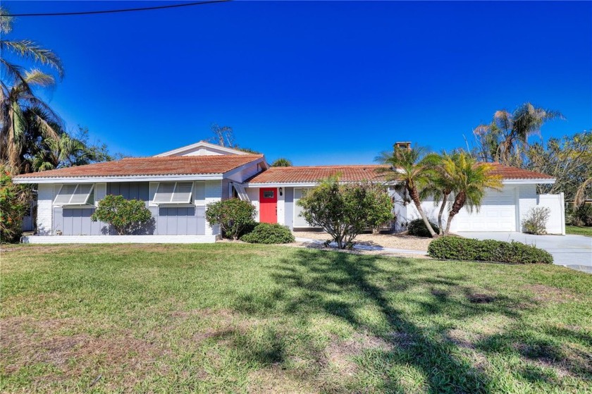 Under contract-accepting backup offers. A HIDDEN GEM! THIS COZY - Beach Home for sale in Venice, Florida on Beachhouse.com