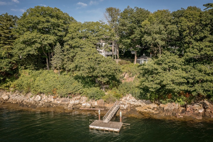 The rarest of opportunities to own one of the most spectacular - Beach Home for sale in Rockport, Maine on Beachhouse.com