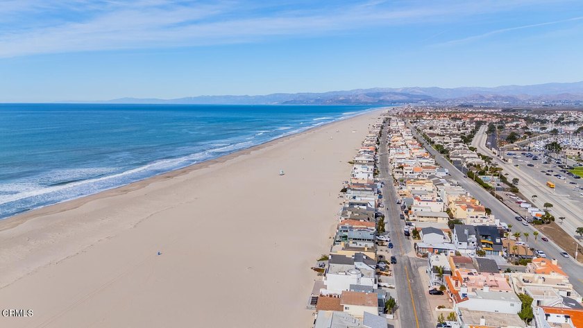 Harbor view! Don't miss out! Welcome to a slice of paradise! - Beach Home for sale in Oxnard, California on Beachhouse.com