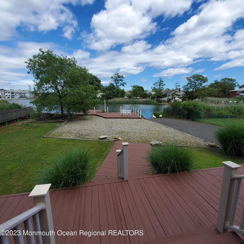 THIS SPECTACULAR HOME HAS 5 BEDROOMS, 3.5 BATHS AND COMES WITH - Beach Home for sale in Long Branch, New Jersey on Beachhouse.com