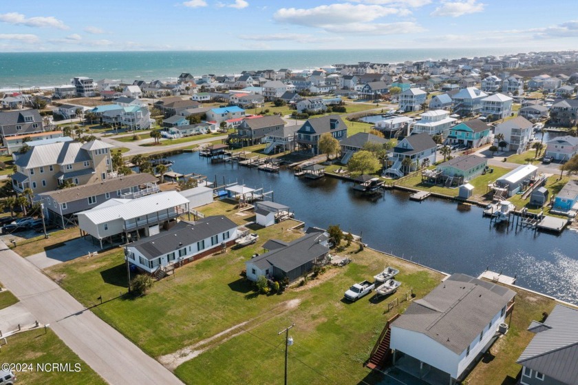 Introducing 6025 6th Street, one of the few lots left on the - Beach Home for sale in Surf City, North Carolina on Beachhouse.com