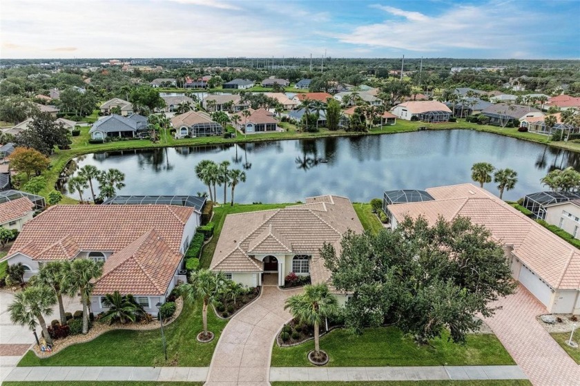 Welcome to 115 Grand Oak Circle, an entirely newly painted - Beach Home for sale in Venice, Florida on Beachhouse.com