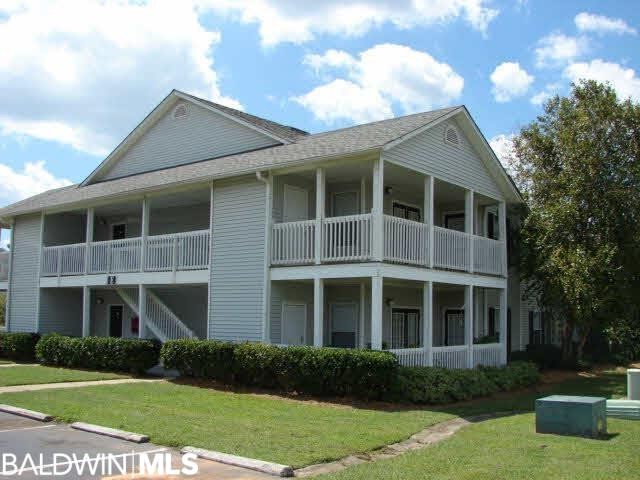 3 bedroom 2 bath upstairs unit in Colony Club. Unit has been - Beach Home for sale in Gulf Shores, Alabama on Beachhouse.com