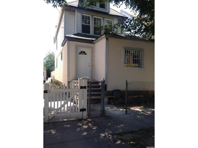 Legal 2 Family Detach full pvt drive way Lot of Potentials - Beach Home for sale in Jamaica, New York on Beachhouse.com