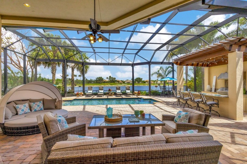 MAGNIFICENT AND RARE TRIFECTA VIEW OF GOLF, LAKE AND PRESERVE ON - Beach Home for sale in Jupiter, Florida on Beachhouse.com