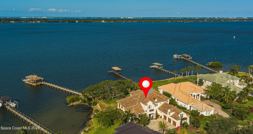Luxury waterfront living,  ''WOW'' factor when you walk in - Beach Home for sale in Melbourne, Florida on Beachhouse.com
