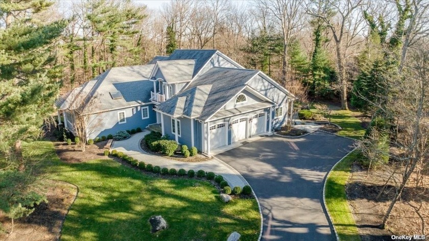 LIKE NEW CUSTOM BUILT HOME WITH ARCHITECTURAL WOW FACTOR! - Beach Home for sale in Belle Terre, New York on Beachhouse.com