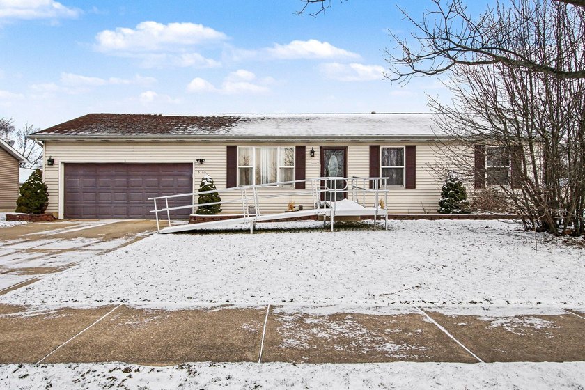 Beautifully updated ranch located on a quiet street in the - Beach Home for sale in Portage, Indiana on Beachhouse.com