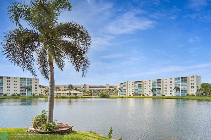 Totally renovated waterfront condo with stunning lake views in a - Beach Condo for sale in Dania, Florida on Beachhouse.com