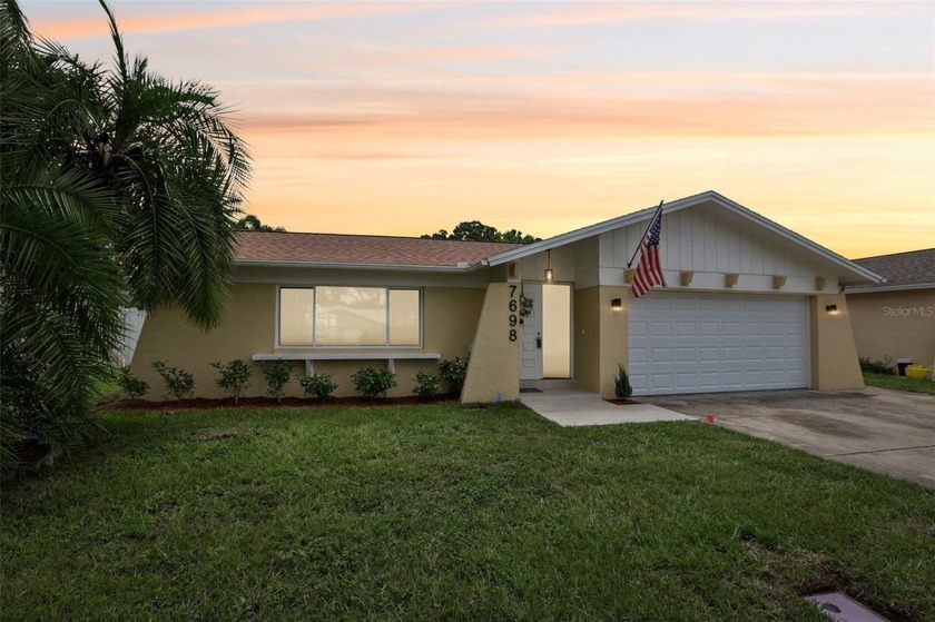 Renovated 3-bedroom, 2-bathroom home with a double garage in a - Beach Home for sale in St. Petersburg, Florida on Beachhouse.com