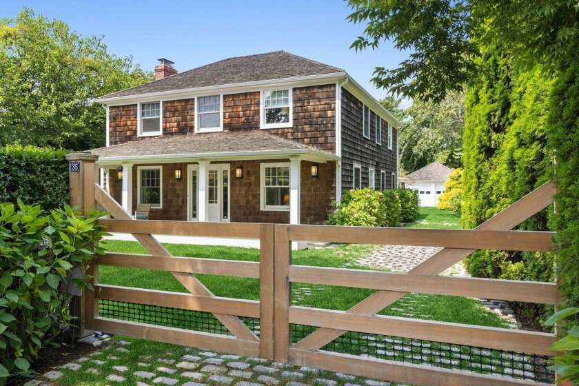 Experience luxury living in the heart of Southampton Village - Beach Home for sale in Southampton, New York on Beachhouse.com