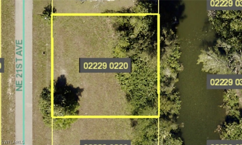 **FRESH WATER CANAL LOT**Build your dream home on this 0..344Ac - Beach Lot for sale in Cape Coral, Florida on Beachhouse.com