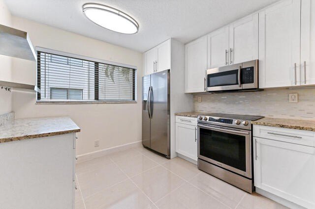 Prepare to be captivated by this beautifully renovated condo - Beach Condo for sale in Delray Beach, Florida on Beachhouse.com