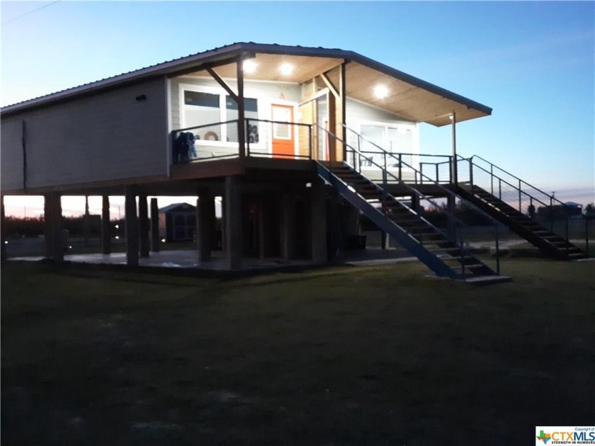 Waterfront Duplex with breathtaking views of Matagorda Bay - Beach Home for sale in Port Lavaca, Texas on Beachhouse.com