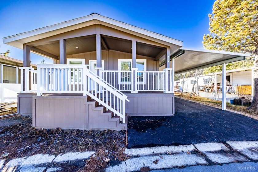 Brand New!!! 2 bedroom 2 bath manufactured home located in the - Beach Home for sale in South Lake Tahoe, California on Beachhouse.com