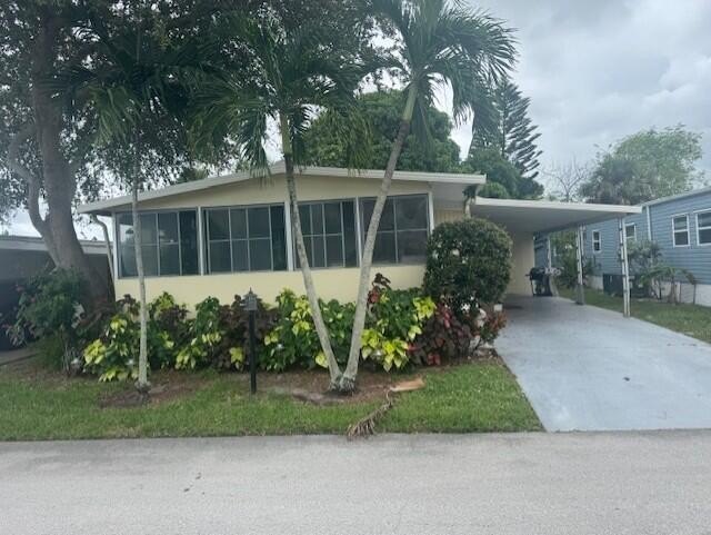 GREAT LOCATION! 2 BEDROOMS, 2 BATH'S IN NEED OF RENOVATION - Beach Home for sale in Deerfield Beach, Florida on Beachhouse.com