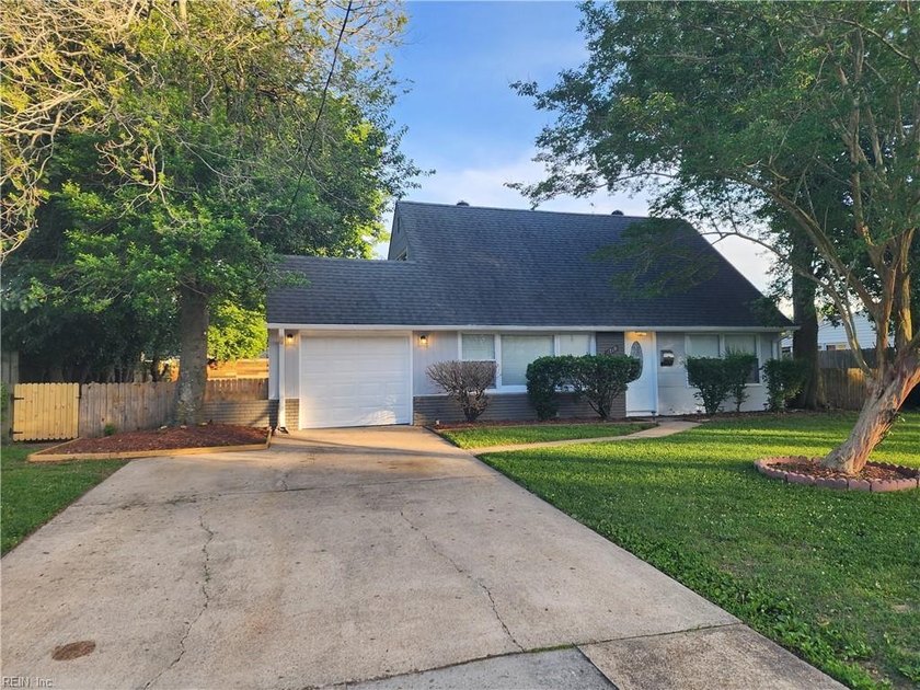 Beautifully updated 4-Bedroom / 2-Bath Cape Cod in Bromley - Beach Home for sale in Norfolk, Virginia on Beachhouse.com
