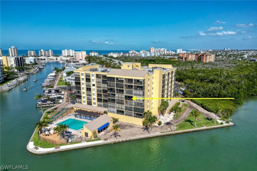 This is a beautifully remodeled 1 Bedroom 2 Bathroom condo with - Beach Condo for sale in Fort Myers Beach, Florida on Beachhouse.com