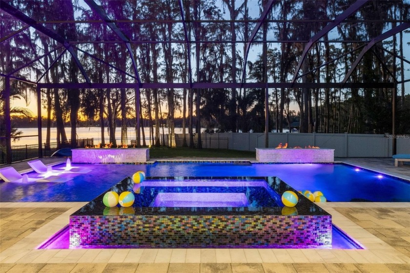 Who is looking for a Unicorn? Well, we have one for you!  RARE - Beach Home for sale in Tampa, Florida on Beachhouse.com