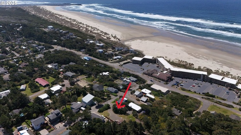 Vacant Land with development potential in the beach area. Lot - Beach Lot for sale in Florence, Oregon on Beachhouse.com