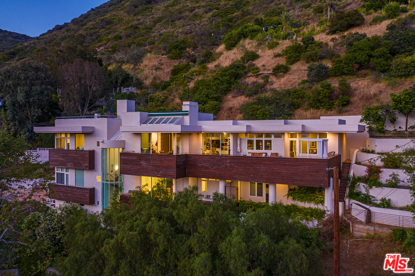 Stunning Malibu contemporary with sweeping canyon and ocean - Beach Home for sale in Malibu, California on Beachhouse.com